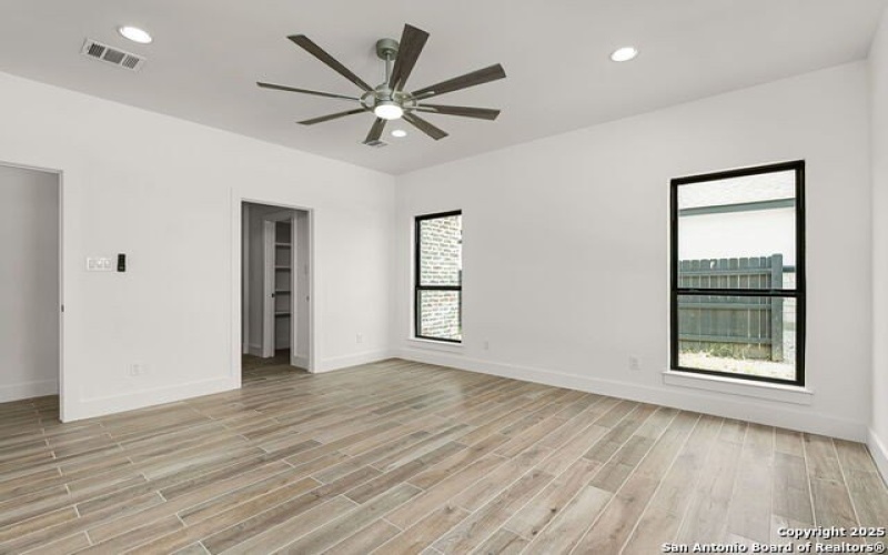 249 Sandpiper Lane, McQueeney, TX 78123, 3 Bedrooms Bedrooms, ,2 BathroomsBathrooms,Residential,For Sale,249 Sandpiper Lane,1876210