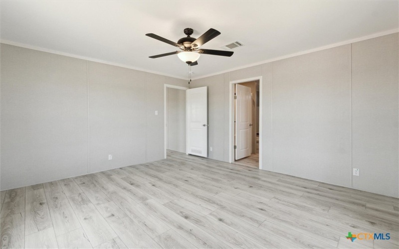1287 County Road 402, Flatonia, TX 78941, 4 Habitaciones Habitaciones , ,2 BañosBaños,Residential,En Venta,1287 County Road 402,583544