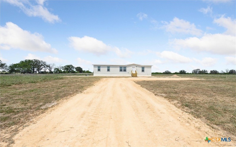 1287 County Road 402, Flatonia, TX 78941, 4 Habitaciones Habitaciones , ,2 BañosBaños,Residential,En Venta,1287 County Road 402,583544