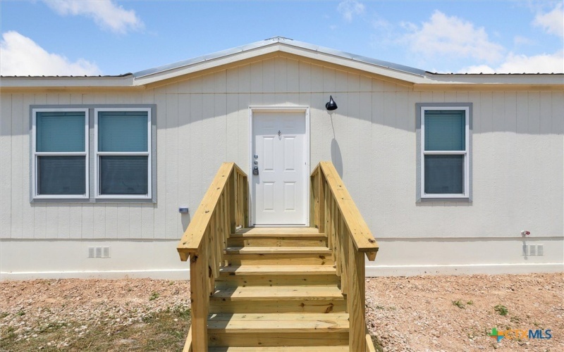 1287 County Road 402, Flatonia, TX 78941, 4 Habitaciones Habitaciones , ,2 BañosBaños,Residential,En Venta,1287 County Road 402,583544