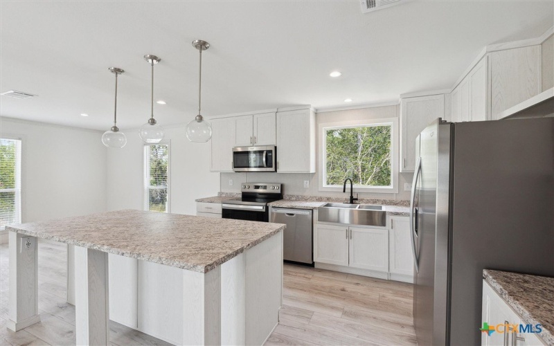 855 Roosevelt Road, Luling, TX 78648, 4 Bedrooms Bedrooms, ,2 BathroomsBathrooms,Residential,For Sale,855 Roosevelt Road,583554