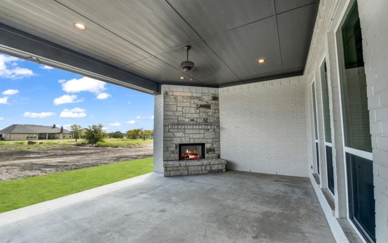 233 Coalson Crossing, Azle, TX 76020, 4 Bedrooms Bedrooms, ,2 BathroomsBathrooms,Residential,For Sale,233 Coalson Crossing,20900504