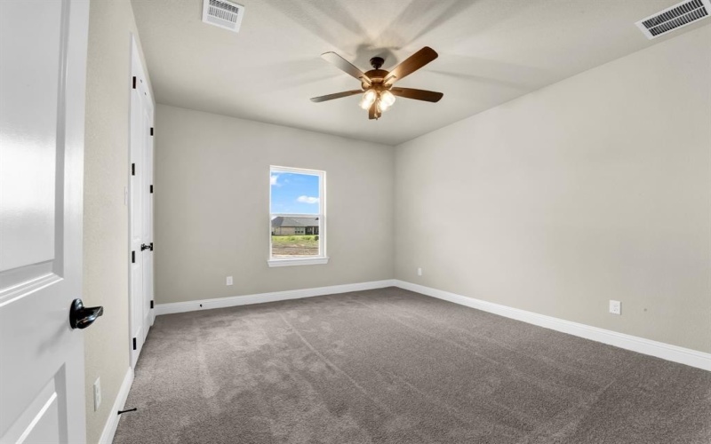 233 Coalson Crossing, Azle, TX 76020, 4 Bedrooms Bedrooms, ,2 BathroomsBathrooms,Residential,For Sale,233 Coalson Crossing,20900504