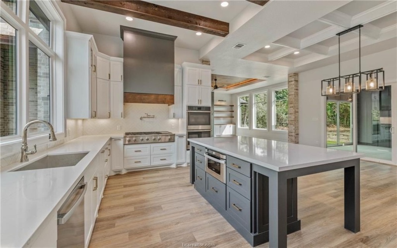 4374 Berkshire, Franklin, TX 77856, 4 Bedrooms Bedrooms, ,3 BathroomsBathrooms,Residential,For Sale,4374 Berkshire,24013711