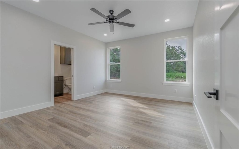 4374 Berkshire, Franklin, TX 77856, 4 Bedrooms Bedrooms, ,3 BathroomsBathrooms,Residential,For Sale,4374 Berkshire,24013711