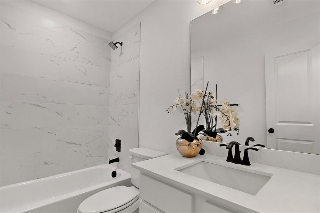 1806 Morrell Avenue, Dallas, TX 75203, 4 Habitaciones Habitaciones , ,2 BañosBaños,Residential,En Venta,1806 Morrell Avenue,20942799