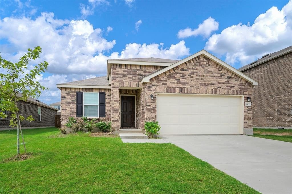 1312 Trace Drive, Aubrey, TX 76227, 3 Habitaciones Habitaciones , ,2 BañosBaños,Residential Lease,En Alquiler,1312 Trace Drive,20970512