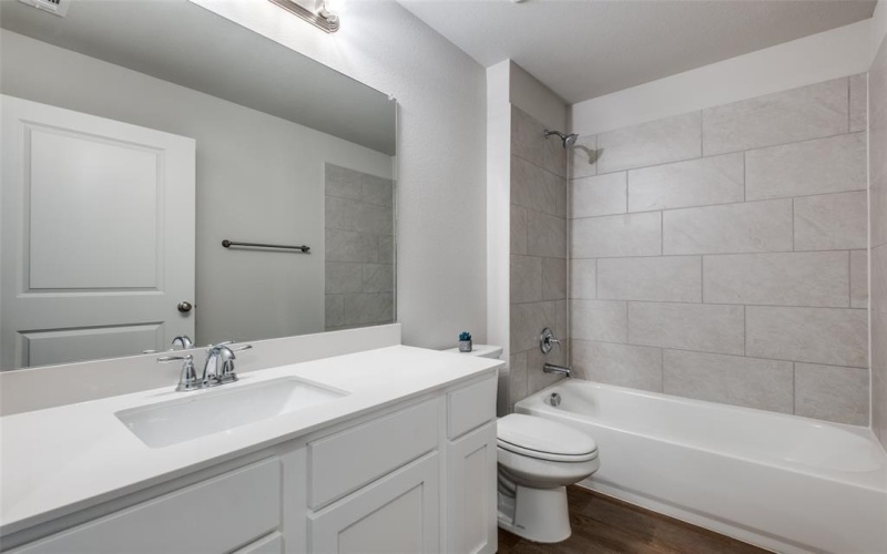 2424 Garden Drive, Dallas, TX 75215, 3 Habitaciones Habitaciones , ,2 BañosBaños,Residential,En Venta,2424 Garden Drive,20970746