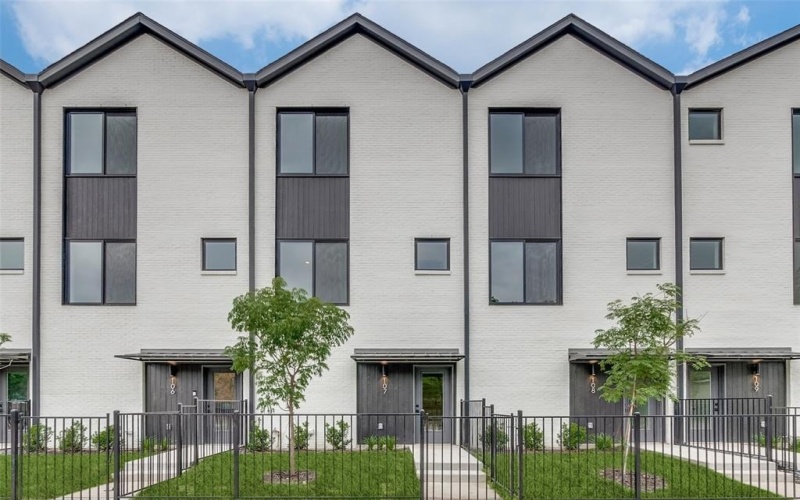 5609 Live Oak Street #107, Dallas, TX 75206, 1 Dormitorio Habitaciones , ,1 BañoBaños,Residential Lease,En Alquiler,5609 Live Oak Street,20970847