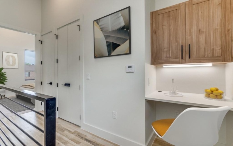 5609 Live Oak Street #107, Dallas, TX 75206, 1 Dormitorio Habitaciones , ,1 BañoBaños,Residential Lease,En Alquiler,5609 Live Oak Street,20970847