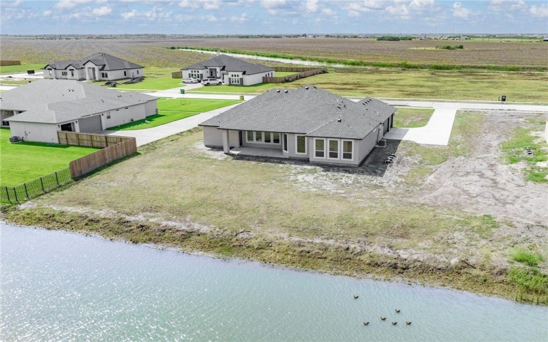 1542 GEMINI ACRES Drive, Corpus Christi, TX 78415, 4 Habitaciones Habitaciones , ,3 BañosBaños,Residential,En Venta,1542 GEMINI ACRES Drive,455799