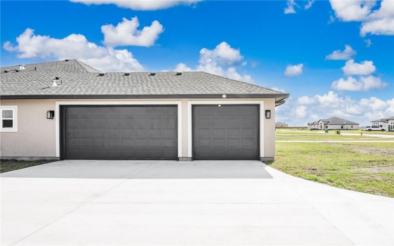 1542 GEMINI ACRES Drive, Corpus Christi, TX 78415, 4 Habitaciones Habitaciones , ,3 BañosBaños,Residential,En Venta,1542 GEMINI ACRES Drive,455799
