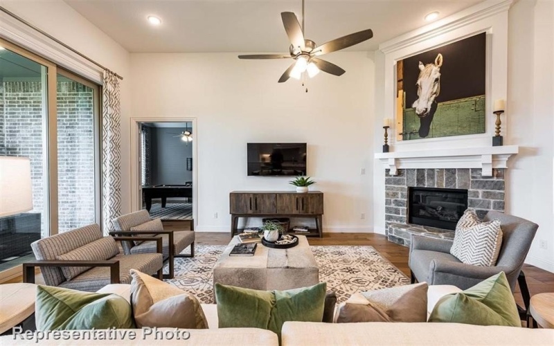 916 Roys Drive, Rockwall, TX 75087, 4 Bedrooms Bedrooms, ,5 BathroomsBathrooms,Residential,For Sale,916 Roys Drive,20970949