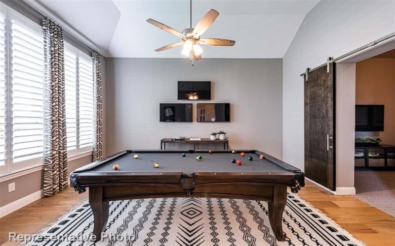916 Roys Drive, Rockwall, TX 75087, 4 Bedrooms Bedrooms, ,5 BathroomsBathrooms,Residential,For Sale,916 Roys Drive,20970949