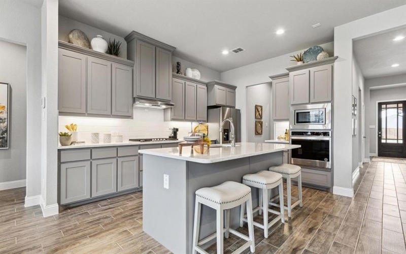 1104 Cascades Drive, Justin, TX 76247, 4 Bedrooms Bedrooms, ,3 BathroomsBathrooms,Residential,For Sale,1104 Cascades Drive,20971001