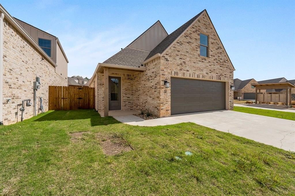 4344 Macnab Drive #30, Tyler, TX 75707, 4 Bedrooms Bedrooms, ,2 BathroomsBathrooms,Residential,For Sale,4344 Macnab Drive,20971069