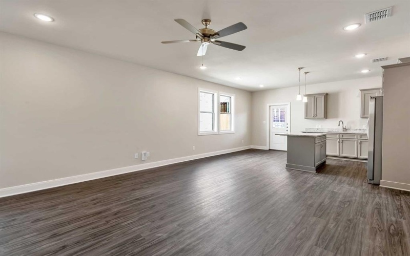 4344 Macnab Drive #30, Tyler, TX 75707, 4 Bedrooms Bedrooms, ,2 BathroomsBathrooms,Residential,For Sale,4344 Macnab Drive,20971069