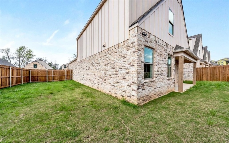 4344 Macnab Drive #30, Tyler, TX 75707, 4 Bedrooms Bedrooms, ,2 BathroomsBathrooms,Residential,For Sale,4344 Macnab Drive,20971069