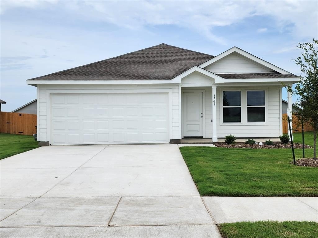 3705 Chambray Drive, Sherman, TX 75092, 3 Habitaciones Habitaciones , ,2 BañosBaños,Residential Lease,En Alquiler,3705 Chambray Drive,20971167