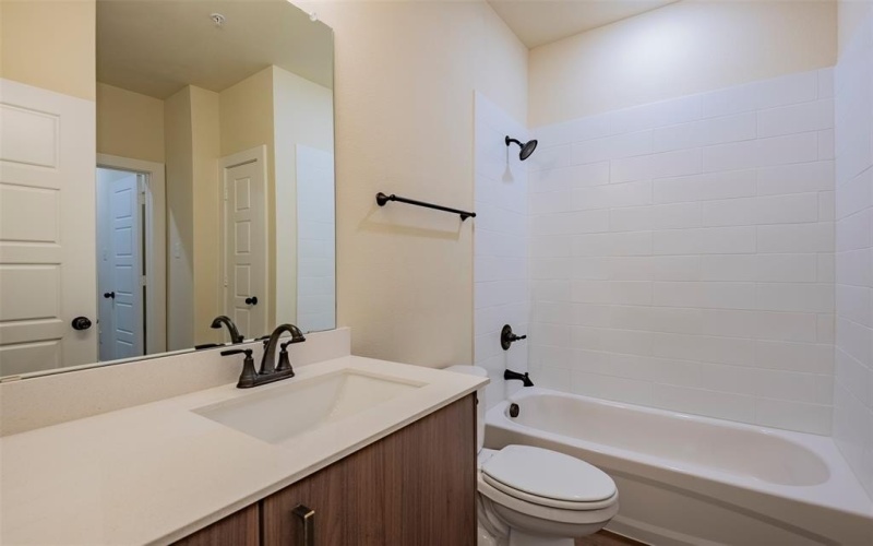 643 Wheatfield Drive, Venus, TX 76084, 2 Habitaciones Habitaciones , ,1 BañoBaños,Residential Lease,En Alquiler,643 Wheatfield Drive,20971383