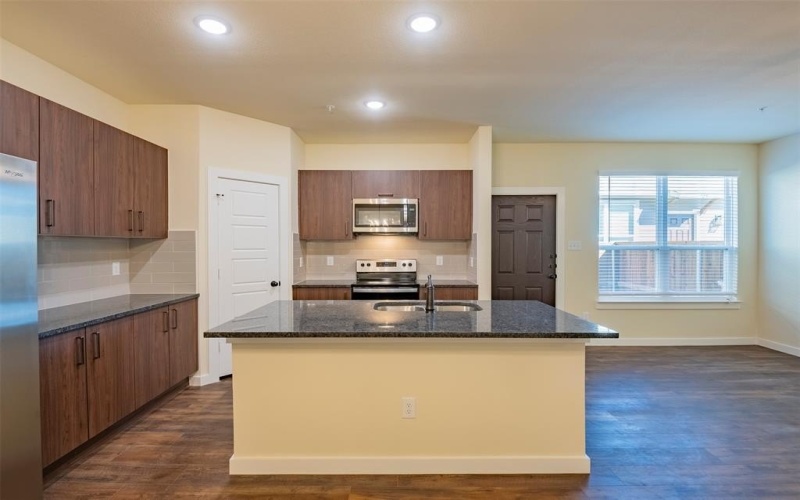 643 Wheatfield Drive, Venus, TX 76084, 2 Habitaciones Habitaciones , ,1 BañoBaños,Residential Lease,En Alquiler,643 Wheatfield Drive,20971383