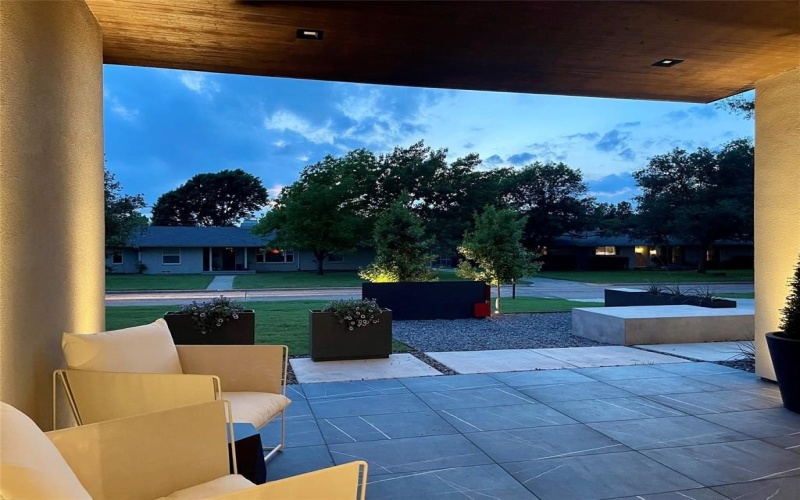 10236 Crestover Drive, Dallas, TX 75229, 5 Bedrooms Bedrooms, ,7 BathroomsBathrooms,Residential,For Sale,10236 Crestover Drive,20971443