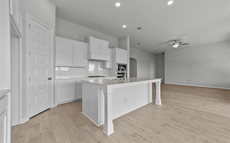 3513 Kingdom Drive, Denton, TX 76208, 3 Bedrooms Bedrooms, ,2 BathroomsBathrooms,Residential,For Sale,3513 Kingdom Drive,20971505