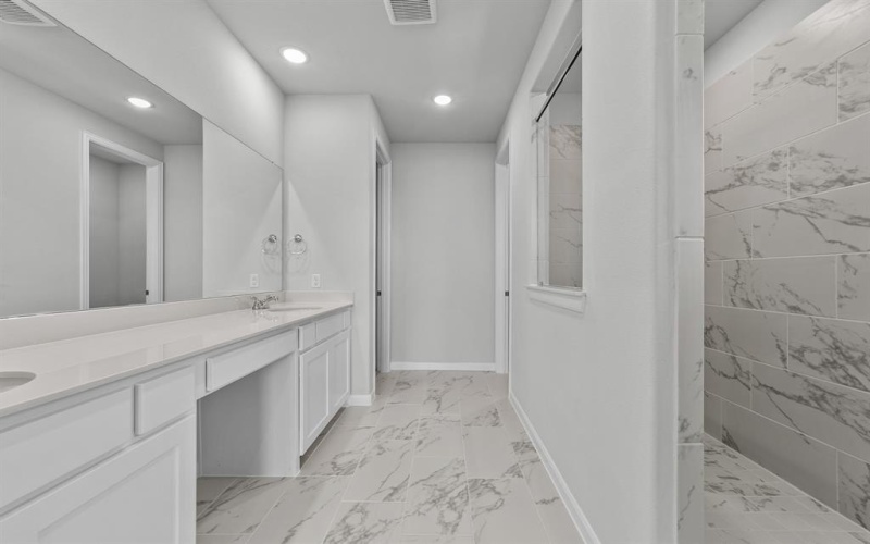 3513 Kingdom Drive, Denton, TX 76208, 3 Bedrooms Bedrooms, ,2 BathroomsBathrooms,Residential,For Sale,3513 Kingdom Drive,20971505