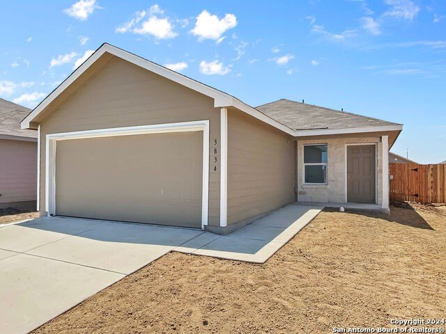 3834 S Kurz Plaza, San Antonio, TX 78211, 3 Habitaciones Habitaciones , ,2 BañosBaños,Residential Lease,En Alquiler,3834 S Kurz Plaza,1876280