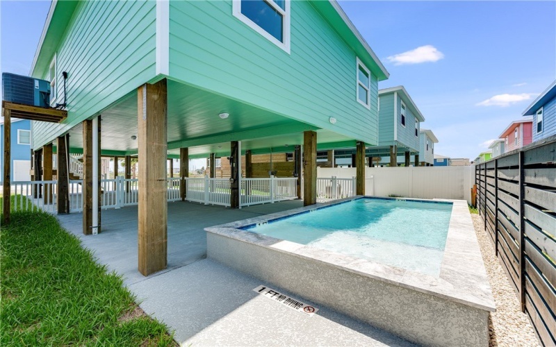 199 Flounder Drive, Port Aransas, TX 78373, 4 Habitaciones Habitaciones , ,3 BañosBaños,Residential,En Venta,199 Flounder Drive,460722
