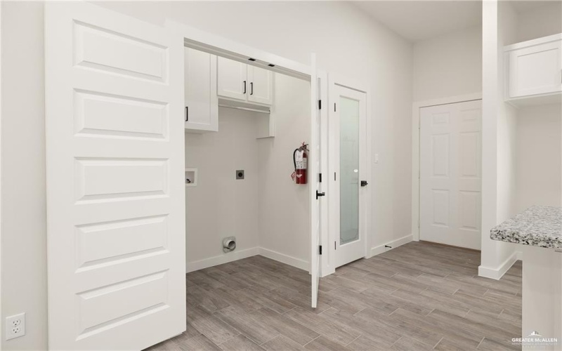 1321 Joscelyn Drive #3, Edinburg, TX 78541, 3 Bedrooms Bedrooms, ,2 BathroomsBathrooms,Residential Lease,For Rent,1321 Joscelyn Drive,473907