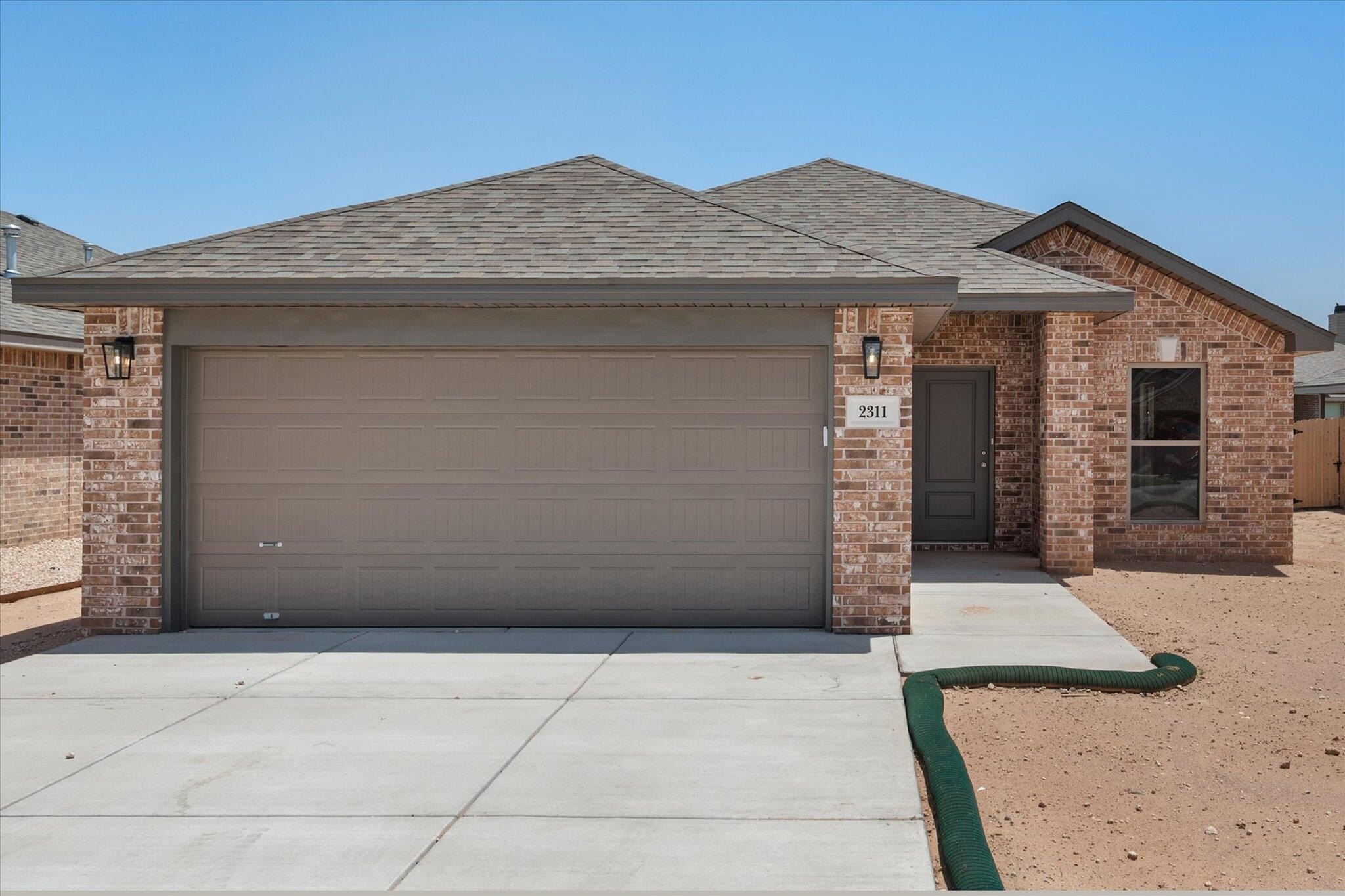 2311 134th Street, Lubbock, TX 79423, 3 Habitaciones Habitaciones , ,2 BañosBaños,Residential,En Venta,2311 134th Street,202556424