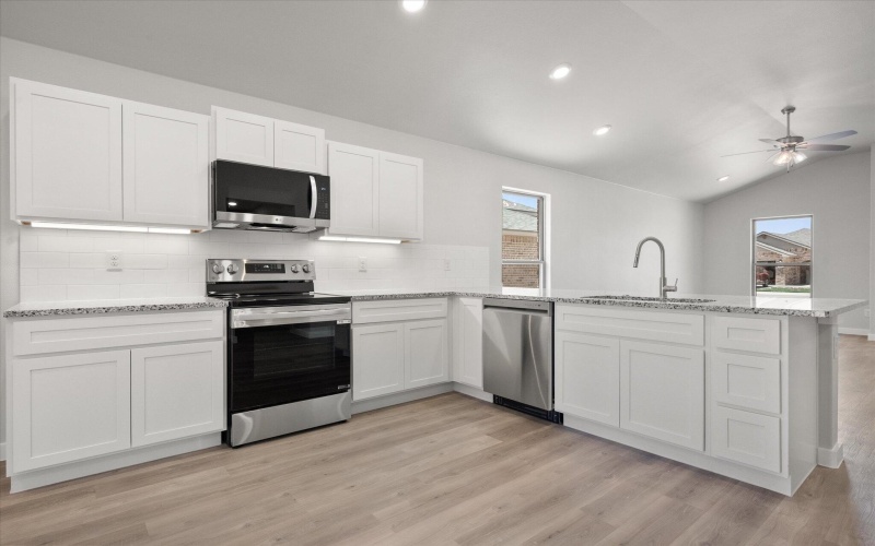 2311 134th Street, Lubbock, TX 79423, 3 Habitaciones Habitaciones , ,2 BañosBaños,Residential,En Venta,2311 134th Street,202556424