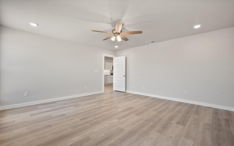 2311 134th Street, Lubbock, TX 79423, 3 Habitaciones Habitaciones , ,2 BañosBaños,Residential,En Venta,2311 134th Street,202556424