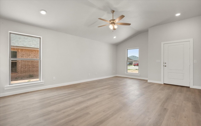 2311 134th Street, Lubbock, TX 79423, 3 Habitaciones Habitaciones , ,2 BañosBaños,Residential,En Venta,2311 134th Street,202556424