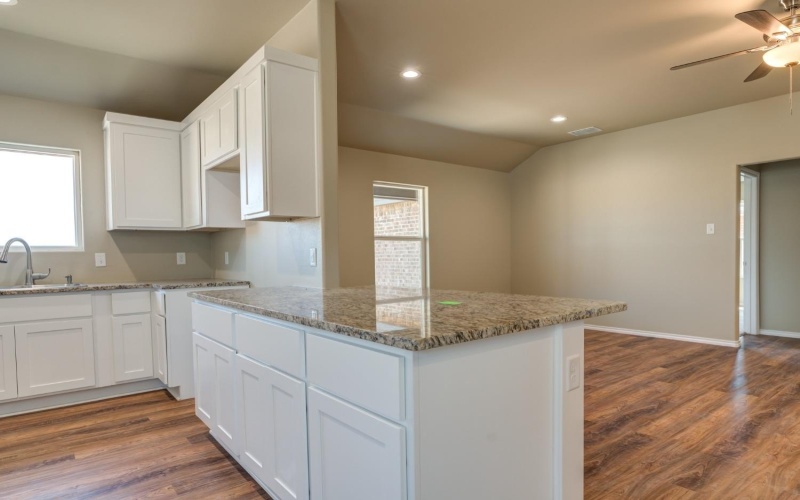 930 E Municipal Drive, Lubbock, TX 79403, 3 Bedrooms Bedrooms, ,2 BathroomsBathrooms,Residential,For Sale,930 E Municipal Drive,202556464