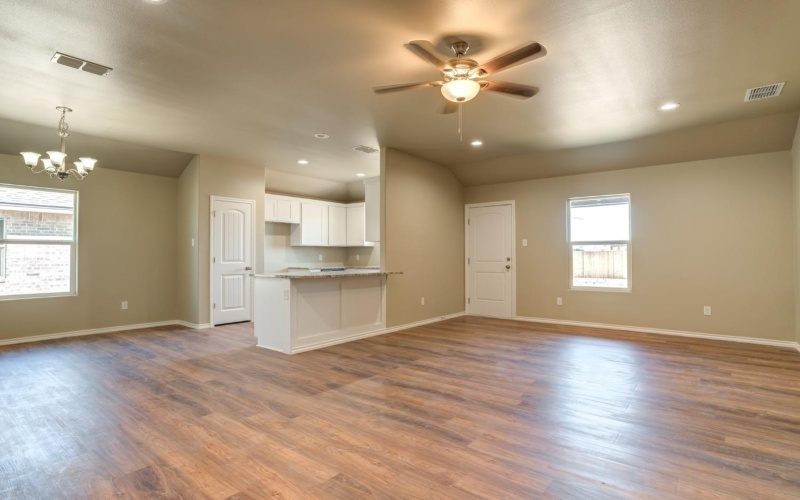 930 E Municipal Drive, Lubbock, TX 79403, 3 Bedrooms Bedrooms, ,2 BathroomsBathrooms,Residential,For Sale,930 E Municipal Drive,202556464