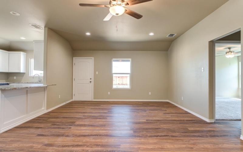 930 E Municipal Drive, Lubbock, TX 79403, 3 Bedrooms Bedrooms, ,2 BathroomsBathrooms,Residential,For Sale,930 E Municipal Drive,202556464