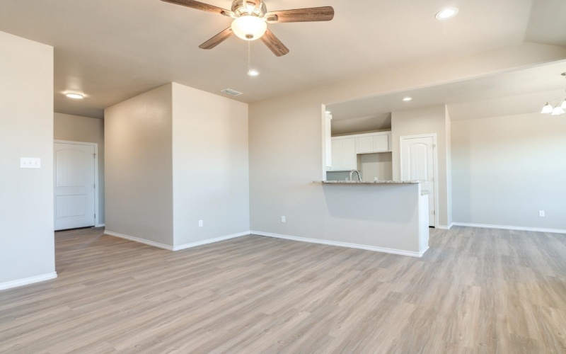 936 E Municipal Drive, Lubbock, TX 79403, 3 Habitaciones Habitaciones , ,2 BañosBaños,Residential,En Venta,936 E Municipal Drive,202556468