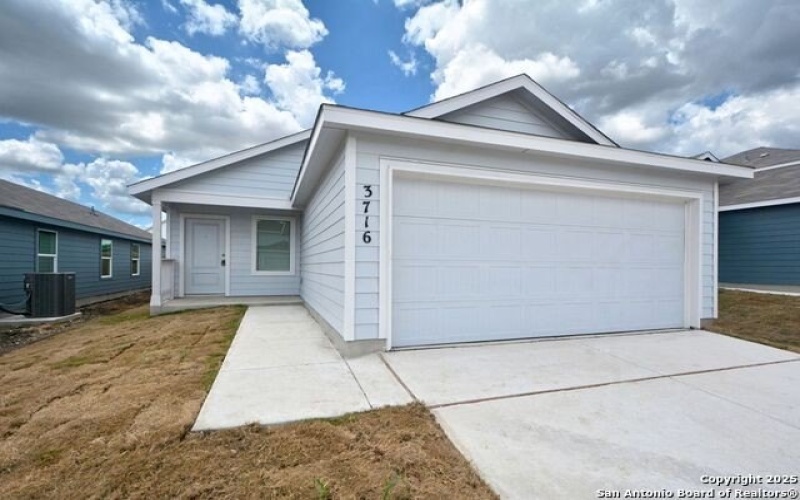3716 Axis Hill, New Braunfels, TX 78132, 3 Bedrooms Bedrooms, ,2 BathroomsBathrooms,Residential Lease,For Rent,3716 Axis Hill,1876398