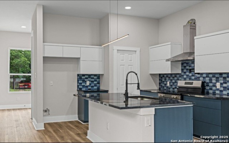 1334 N Center, San Antonio, TX 78202, 3 Habitaciones Habitaciones , ,2 BañosBaños,Residential,En Venta,1334 N Center,1876501