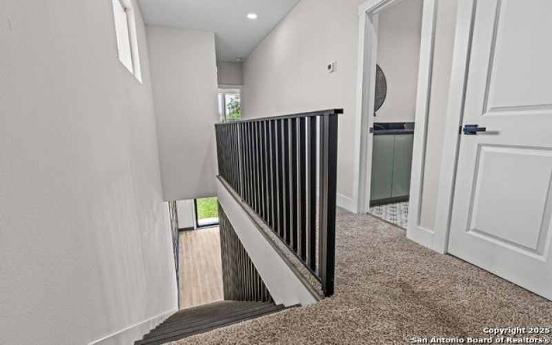 1334 N Center, San Antonio, TX 78202, 3 Habitaciones Habitaciones , ,2 BañosBaños,Residential,En Venta,1334 N Center,1876501