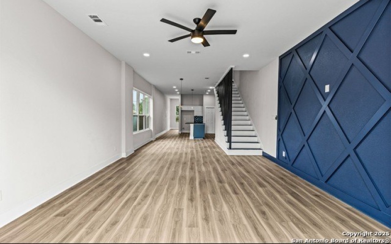 1334 N Center, San Antonio, TX 78202, 3 Habitaciones Habitaciones , ,2 BañosBaños,Residential,En Venta,1334 N Center,1876501