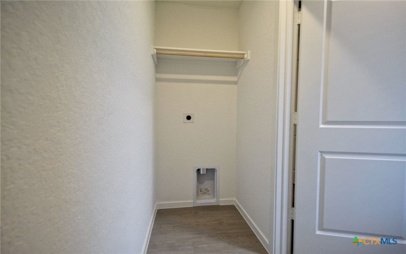 3716 Axis Hill, New Braunfels, TX 78132, 3 Bedrooms Bedrooms, ,2 BathroomsBathrooms,Residential Lease,For Rent,3716 Axis Hill,583604