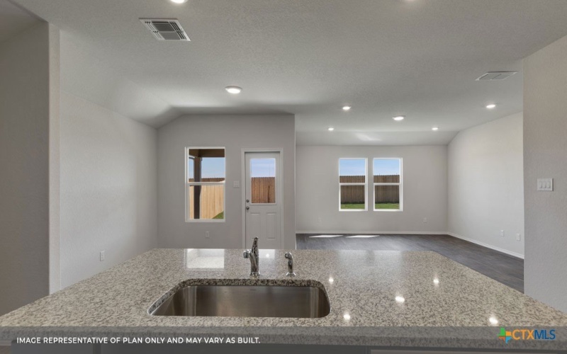 315 BLUETICK Trail, Seguin, TX 78155, 4 Habitaciones Habitaciones , ,2 BañosBaños,Residential,En Venta,315 BLUETICK Trail,583746
