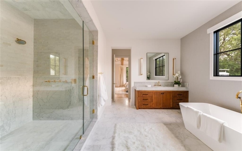 7226 Colgate Avenue, Dallas, TX 75225, 5 Bedrooms Bedrooms, ,6 BathroomsBathrooms,Residential,For Sale,7226 Colgate Avenue,20854140