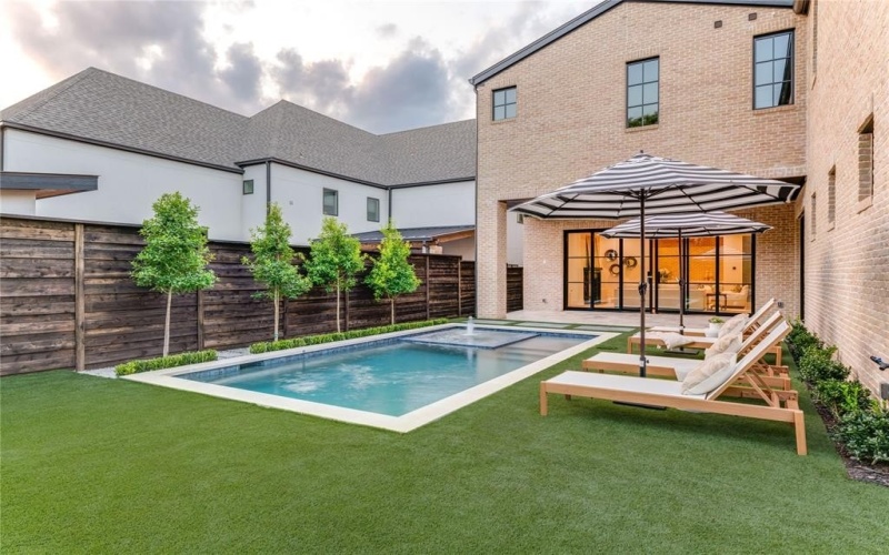 7226 Colgate Avenue, Dallas, TX 75225, 5 Bedrooms Bedrooms, ,6 BathroomsBathrooms,Residential,For Sale,7226 Colgate Avenue,20854140