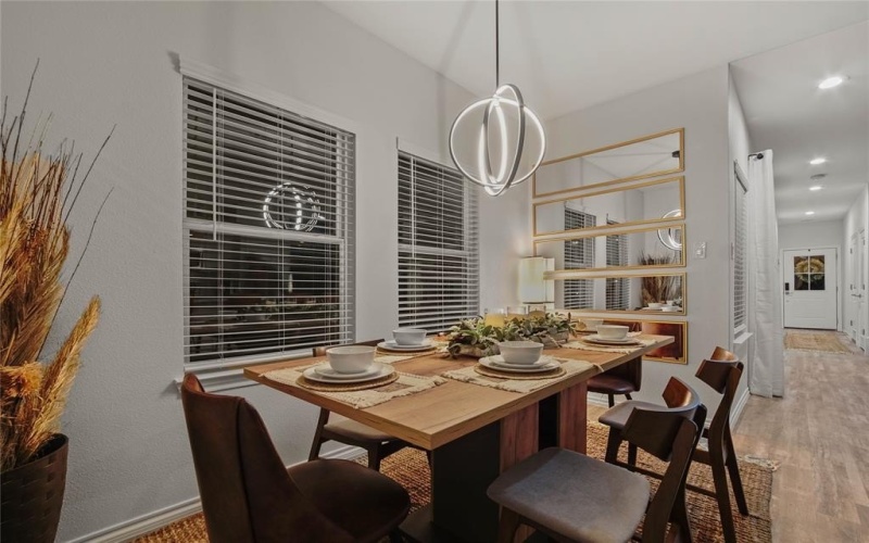 430 N Denley Drive, Dallas, TX 75203, 3 Bedrooms Bedrooms, ,2 BathroomsBathrooms,Residential Lease,For Rent,430 N Denley Drive,20953267