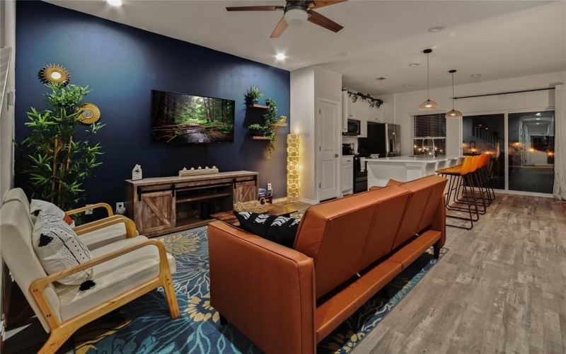 430 N Denley Drive, Dallas, TX 75203, 3 Bedrooms Bedrooms, ,2 BathroomsBathrooms,Residential Lease,For Rent,430 N Denley Drive,20953267