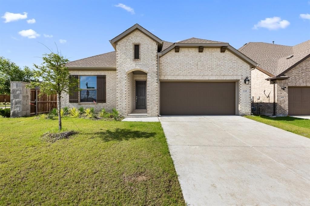 2160 Clear Water Way, Royse City, TX 75189, 4 Bedrooms Bedrooms, ,3 BathroomsBathrooms,Residential,For Sale,2160 Clear Water Way,20967899